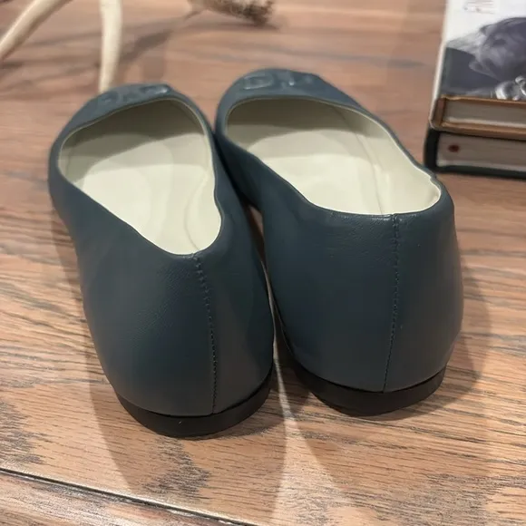 Bruno Magli BIBI Leather Flats Blue