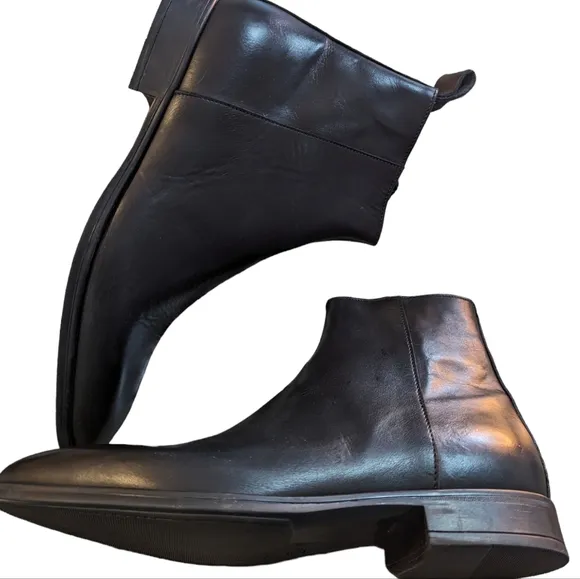 Bruno Magli Milton Black Leather Zipper Casual Dress Boots...Size 11.5