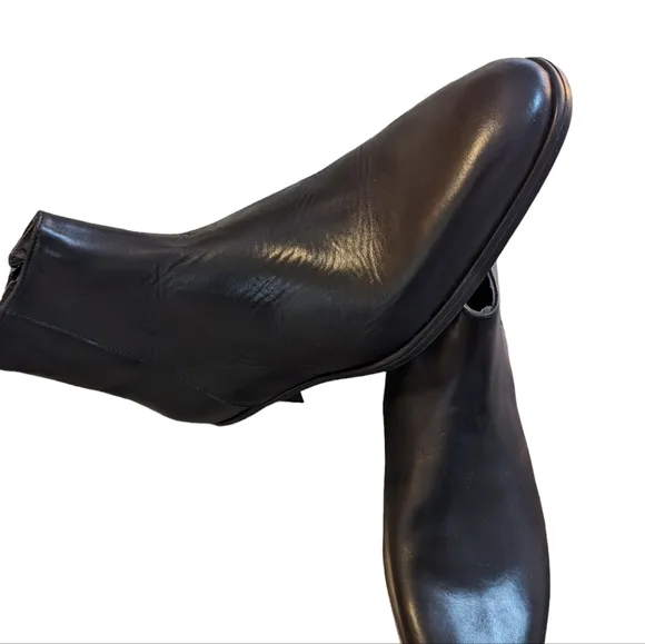 Bruno Magli Milton Black Leather Zipper Casual Dress Boots...Size 11.5