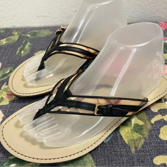 Burberry Aldermary Haymarket Flip flop sandals size 38