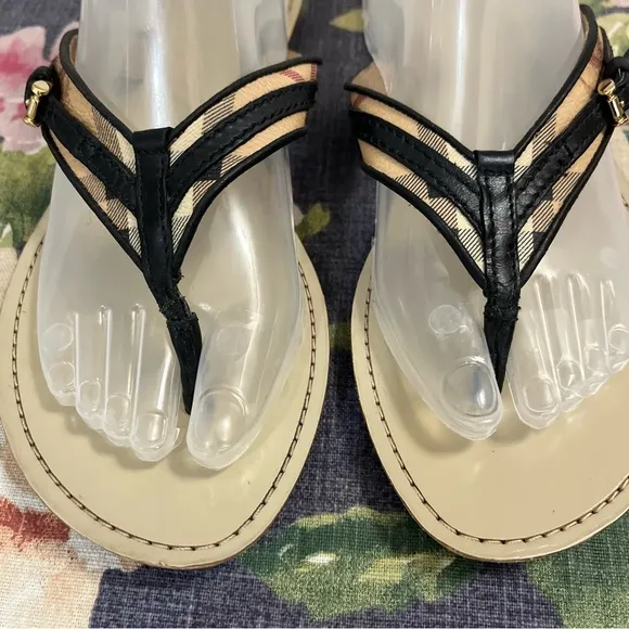 Burberry Aldermary Haymarket Flip flop sandals size 38
