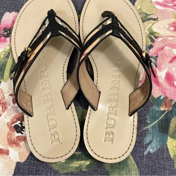 Burberry Aldermary Haymarket Flip flop sandals size 38
