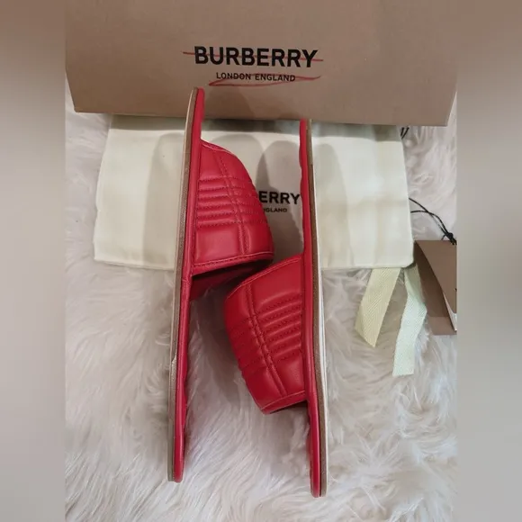 Burberry bright Red leather Slide Sandals