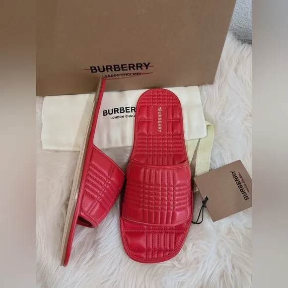 Burberry bright Red leather Slide Sandals