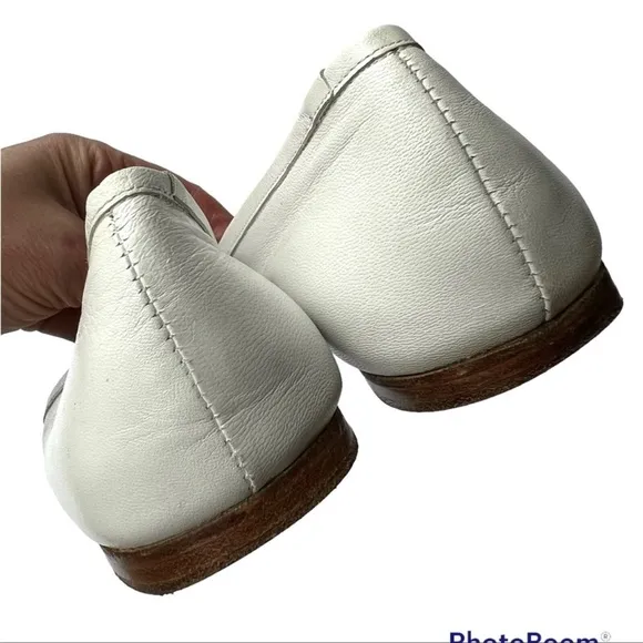 Burberry women's white round toe 100% leather ballet flat shoes size 37.5