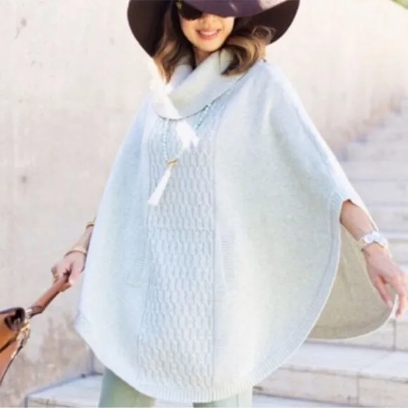 Cabi Cowl Neck Poncho size large