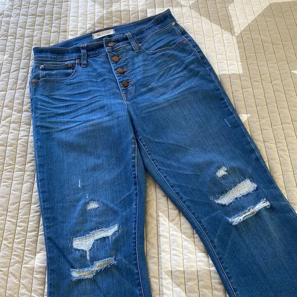 Cali Demi-Boot Button Front jeans in Bronson wash size 28