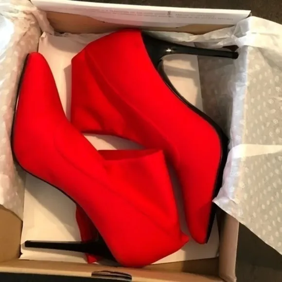 Call It Spring Red Hailassi Pointed Toe Pull On Ankle Boots Size 10.