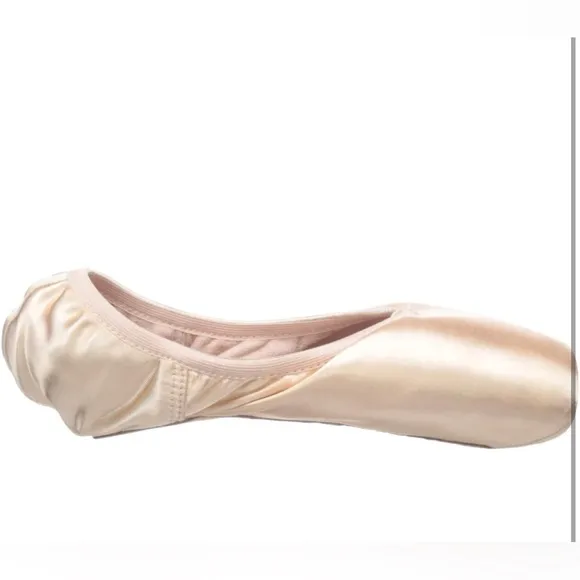 Capezio NEW girls  Donatello ballet Pointe shoes