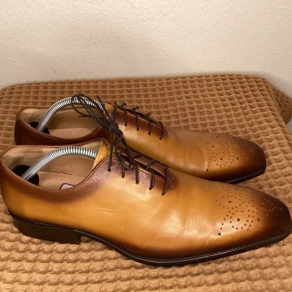 Carrucci Whole cut Men’s Sz 9.5 Oxford Lace-up Cognac‎ Brown leather shoes