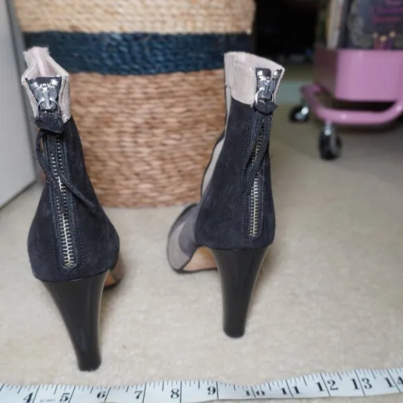 Cavallini Womens Color Block Heeled Suede Ankle Boots Size Eur 38 US 7.5