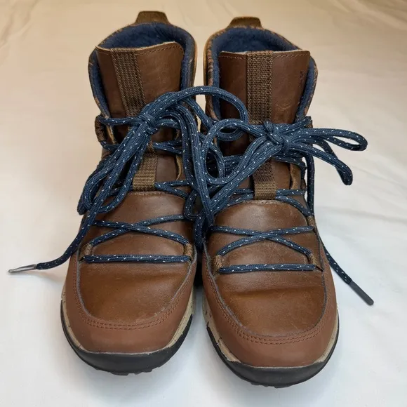 Chaco Hiking Boots Borealis Peak Waterproof