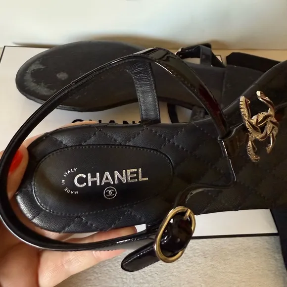 Chanel Black Leather CC Logo Thong Sandals