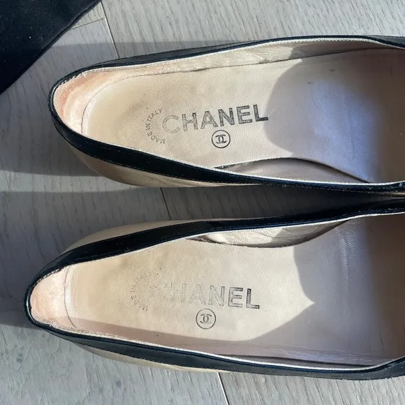 Chanel Cap Toe Ballerina Flats, IT 37.5, US 6.5, Beige/Black Leather