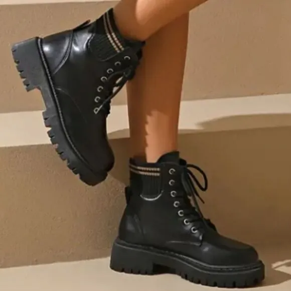 Chic black thick sole boots sz 6.5