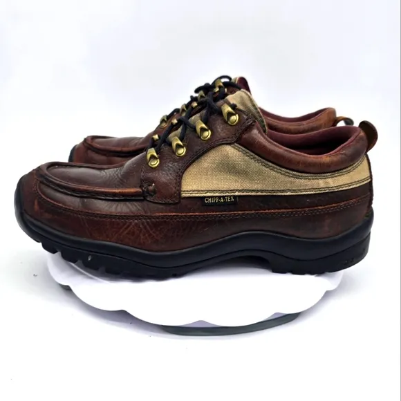 Chippewa Shoe Men's 10.5 M Vintage Moc Toe Hiking Boots Brown