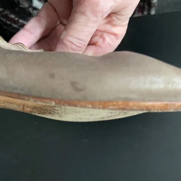 Chloe Beige Lauren Scalloped Leather Ballet Flats Shoes  37,5 / 7,5