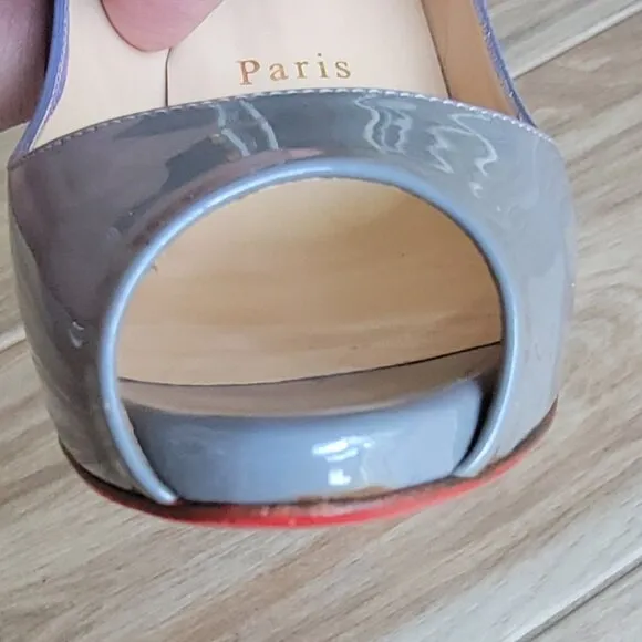 Christian Louboutin Lady Claude 100 Grey Patent Peeps Pumps Eur. 36