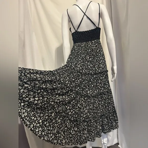 Chrysanthemum Sz S Black   White Floral Lace Tiered Maxi Dress Whimsigoth Boho