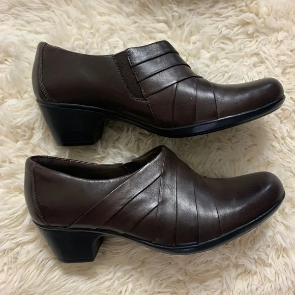 Clark’s Shoes NWOT No Box Size 10M Leather Upper