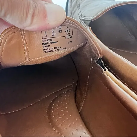 CLARKS Tilden  Men's Dress Shoes / Loafers  Dark Tan Sz 9W 🗝️