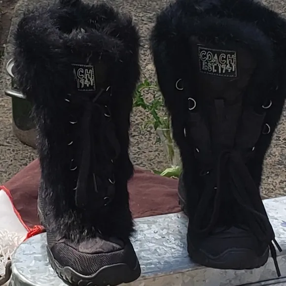 COACH JENNY - Furry Winter Boots