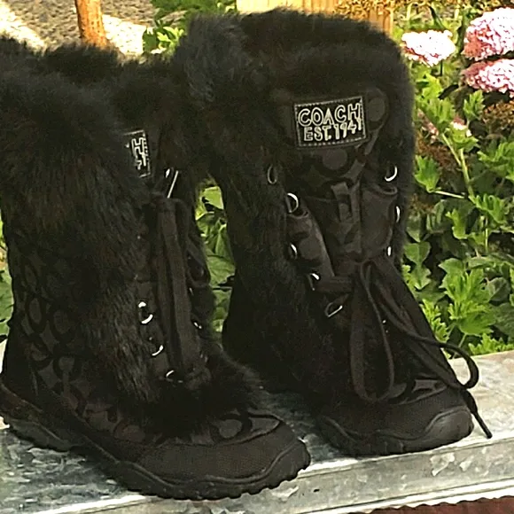 COACH JENNY - Furry Winter Boots