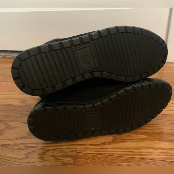 Coach Tatum winter boot, black suede with logo top, Women’s size 7.5