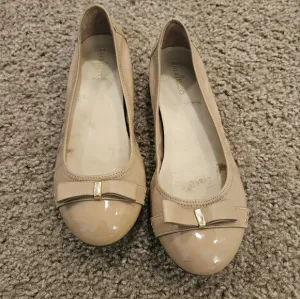 Cole Haan &amp; Nike Air Tan Leather Ballet Flats with Bow Accent, Size 9