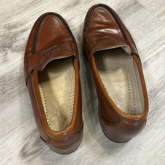 Cole Haan Handsome Old Money Brown Leather Slip-On Penny Loafers Shoes / Men’s 8