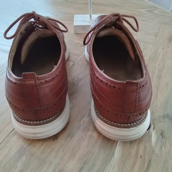 Cole Haan Size 10.Men's Brown Leather Brogue Stitch Wingtip Oxford Shoes