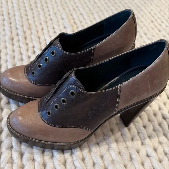 Cole Haan - Unique Women’s Multi Colored Heels - Size 8 high Chelsea pump