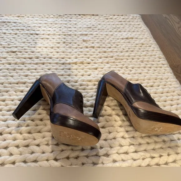 Cole Haan - Unique Women’s Multi Colored Heels - Size 8 high Chelsea pump