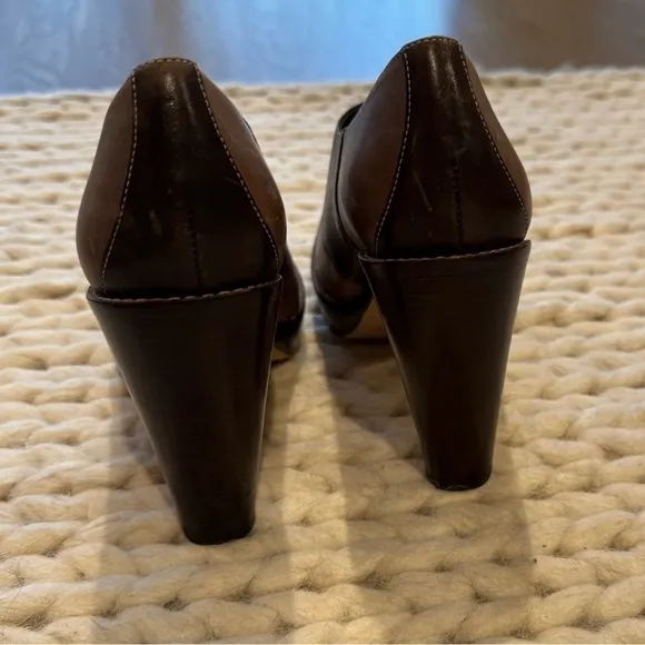 Cole Haan - Unique Women’s Multi Colored Heels - Size 8 high Chelsea pump