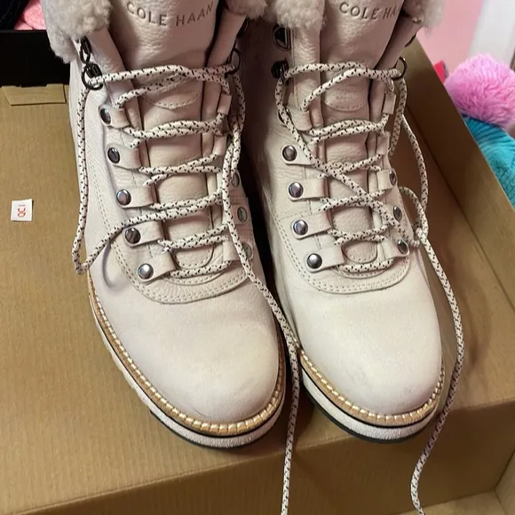 Cole Haan Zerogrand Winter Boots 7.5B