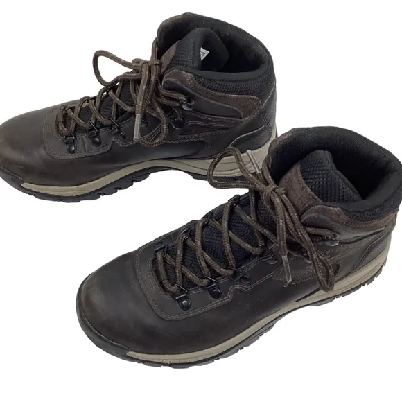Columbia Newton Ridge Waterproof Hiking Boots