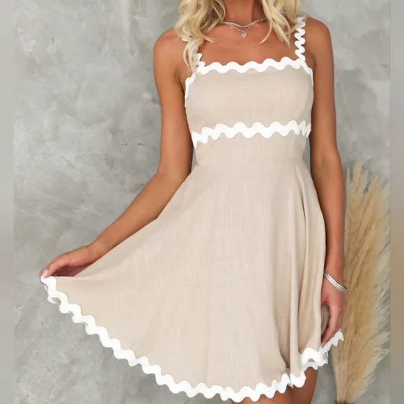 Contour Charm Square Neck Dress - Tan