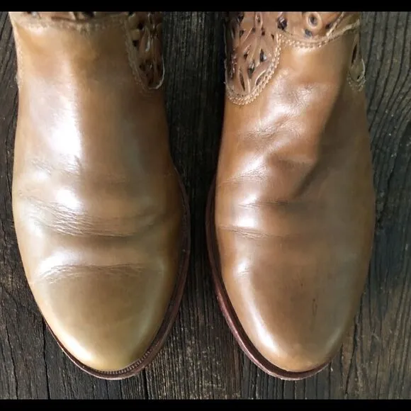 Corso Como Spiro - Whiskey Burnish Laser Cut Boots