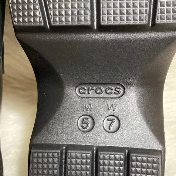 Crocs Stomp High Shine Platform Loafers (NWOT)