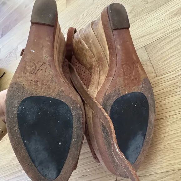 Diane Von Furstenberg  DVF Brown Suede Wedge Sandals