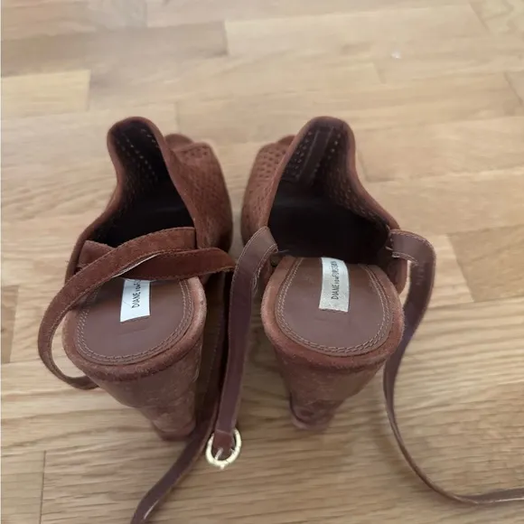 Diane Von Furstenberg  DVF Brown Suede Wedge Sandals