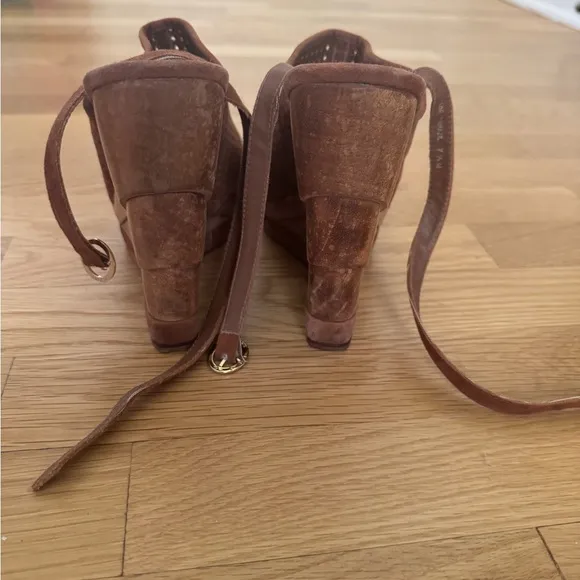 Diane Von Furstenberg  DVF Brown Suede Wedge Sandals