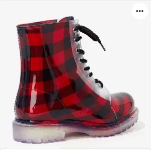 Dirty Laundry Buffalo Plaid roadie boots NIB 7