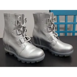 Disney x SOREL Big Girls Joan Of Arctic Frozen 2 Wedge Boots Big Girls Size 3