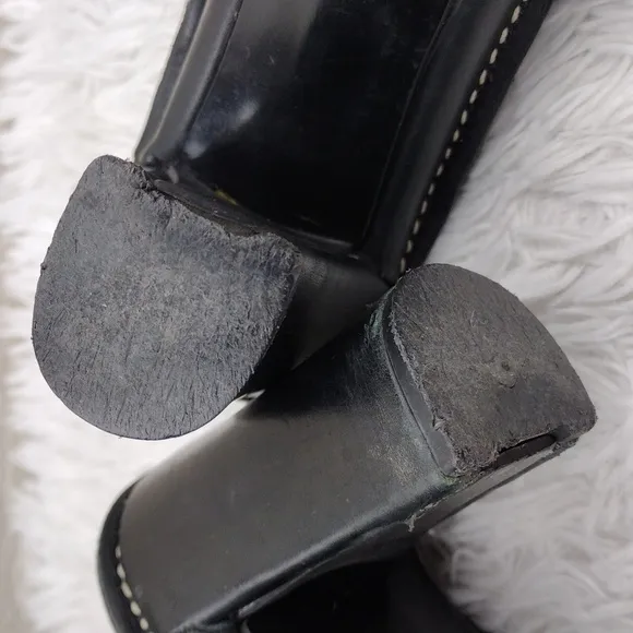 DJP Donald Pliner Black Leather Upper Almond Toe Block Heel Slip On Mule Shoe
