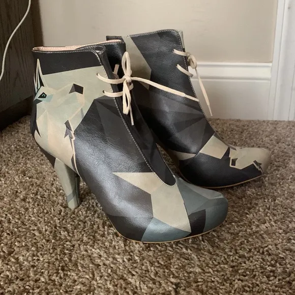 DOGO Booties NWOB
