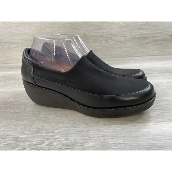 Donald J Pliner Norma Women's 10M Black Leather Slip-On Wedge Platform Loafers