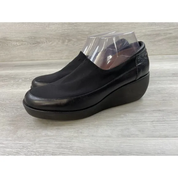 Donald J Pliner Norma Women's 10M Black Leather Slip-On Wedge Platform Loafers