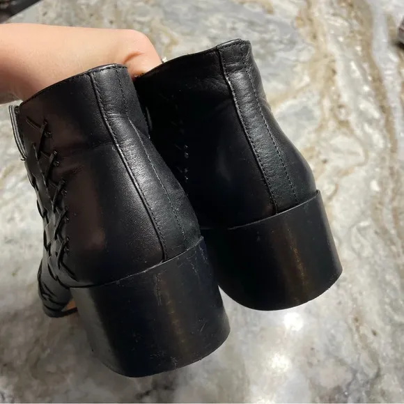 DONALD PLINER Bowery Black Leather Heel Western Style Boots Shoes Women’s 8