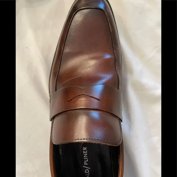Donald Pliner Men’s Dress Brown Shoes Size: 8 1/2 - Used - Good Condition